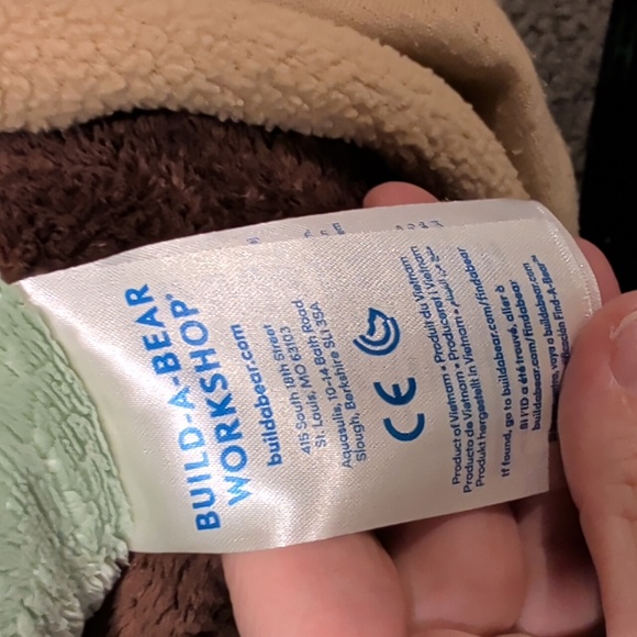 Star Wars Yoda Green and Tan Build-a-Bear About 16.5 Inches - Picture 4 of 5